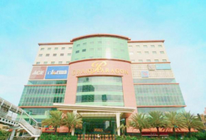 Grand Paragon Hotel